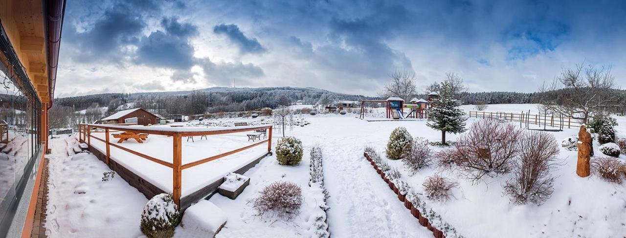 Penzion U Sevcu Holubov エクステリア 写真